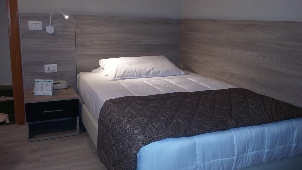 Hotel Citta' Ливорно Экстерьер фото