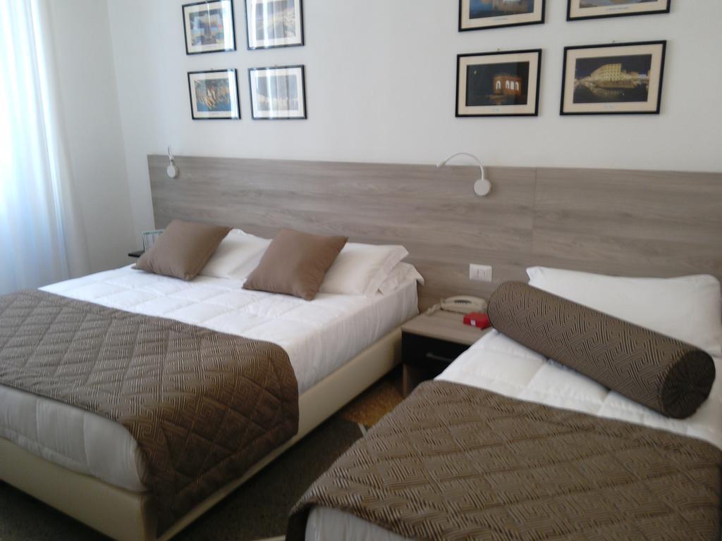 Hotel Citta' Ливорно Экстерьер фото