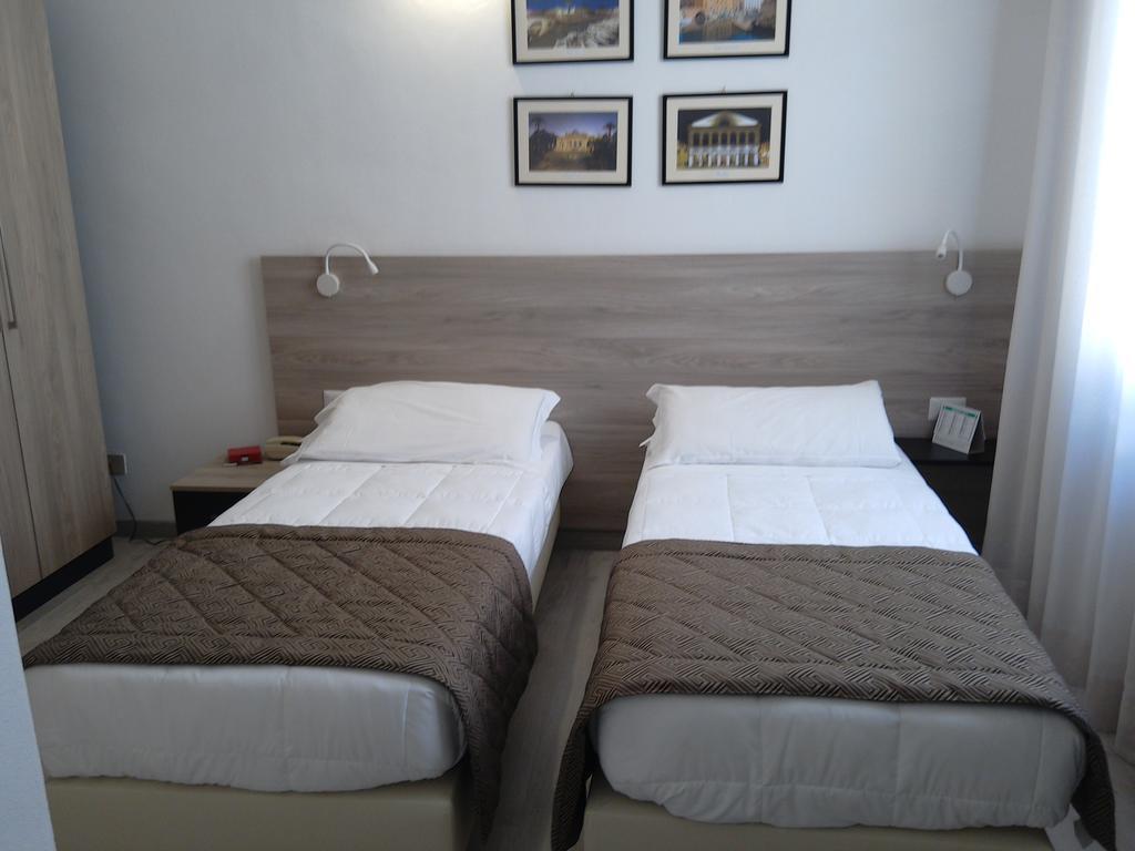 Hotel Citta' Ливорно Экстерьер фото